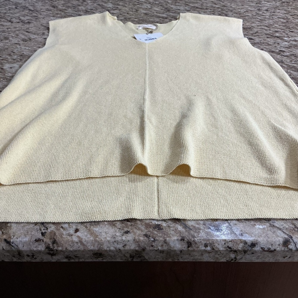 Mus & Bombon Belat-3 Womens S Yellow Sleeveless V Neck Knit Top NWT